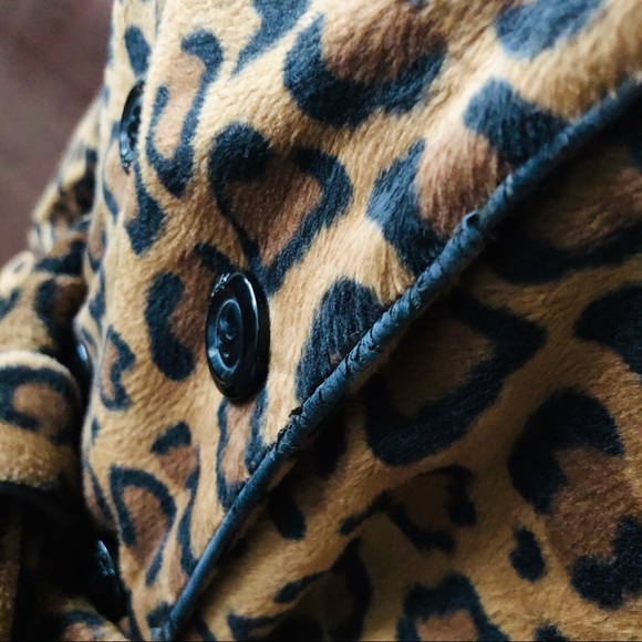Betsey Johnson Leopard Print Faux Fur trench coat Sz m - Picture 12 of 16